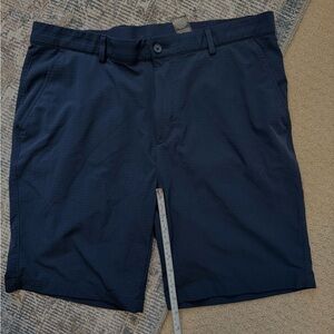 Greg Norman Collection Dark Blue Flat Front Shorts Sz 36